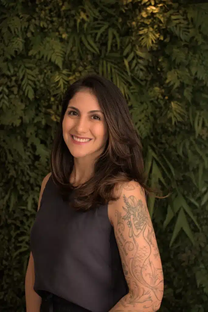 Alimentação vegana: B12, ômega-3 e cuidados em cada fase da vida 1 Marcela Rossini Montenegro, nutricionista da Clínica Trianon